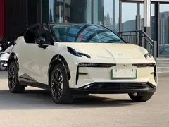 2023 Zeekr X 4WD YOU 4-seat, белый — фото 3