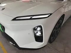2025 Nio ET5T 75kWh Touring, белый — фото 24
