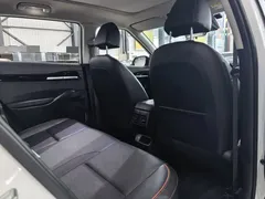 2023 Kia Seltos 1.5L CVT Luxury, белый — фото 12