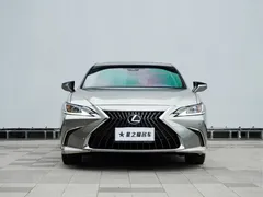 2022 Lexus ES 200 Excellence — фото 2