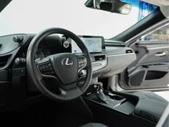 2022 Lexus ES 200 Excellence — фото 9