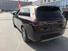 2025 Aito M9 EREV Ultra 52kWh 6-seat 192-line LiDAR — фото 4