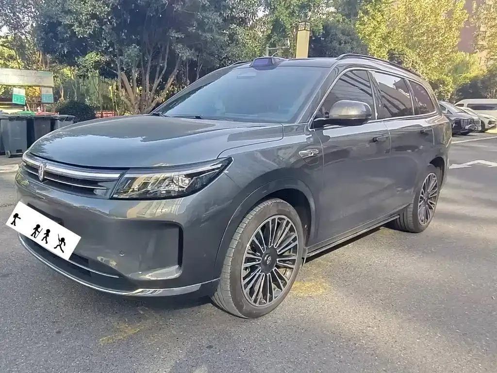2024 Aito M7 1.5T Smart Driving 4WD Ultra 5-seat