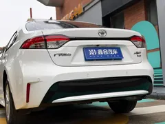 2022 Toyota Levin 185T CVT Luxury, белый — фото 12