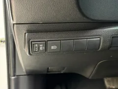 2022 Toyota Levin 185T CVT Luxury, белый — фото 28