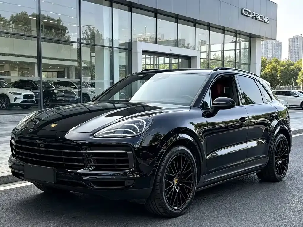 2023 Porsche Cayenne 3.0T Platinum Edition
