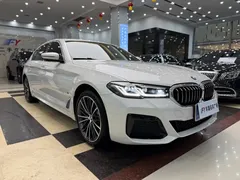 2023 BMW 5 Series 530Li Leading M Sport Package, белый — фото 3