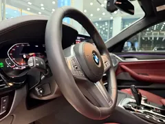 2023 BMW 5 Series 530Li Leading M Sport Package, белый — фото 16
