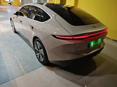 2022 Nio ET5 75kWh, чёрный — фото 5