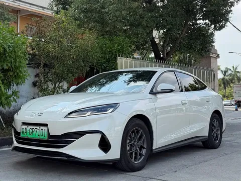 2024 BYD Seal 06 DM-i PHEV 80km Luxury