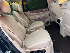 2025 Aito M9 EV Ultra 100kWh 6-seat 192-line LiDAR, зелёный — фото 12