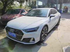 2022 Audi A7L 45 TFSI quattro S-line, белый — фото 1