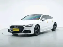2021 Audi A7 40 TFSI Luxury, белый — фото 1