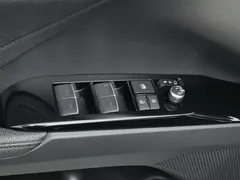 2021 Toyota Camry Hybrid 2.5HG Luxury, чёрный — фото 9