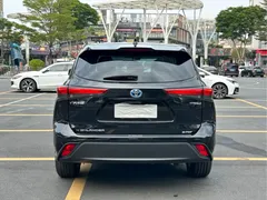 2022 Toyota Highlander Hybrid 2.5L 4WD Elite 7-seat, чёрный — фото 7