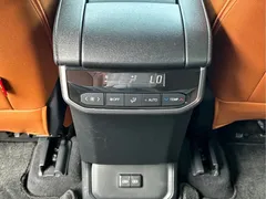 2022 Toyota Highlander Hybrid 2.5L 4WD Elite 7-seat, чёрный — фото 17