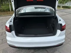 2023 Audi A4L 40 TFSI Fashion Dynamic, белый — фото 40