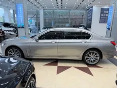 2021 BMW 7 Series 740Li xDrive Executive Luxury Package — фото 26