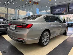2021 BMW 7 Series 740Li xDrive Executive Luxury Package — фото 27