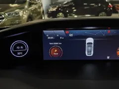 2022 Changan UNI-V 1.5T Premium — фото 12