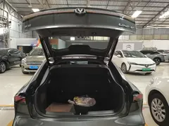 2022 Changan UNI-V 1.5T Premium — фото 19