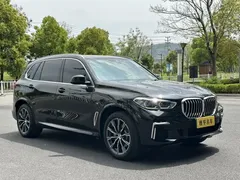 2022 BMW X5 30Li M Sport Package, чёрный — фото 3