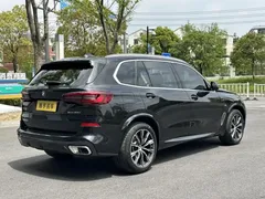 2022 BMW X5 30Li M Sport Package, чёрный — фото 16