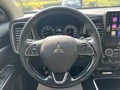 2021 Mitsubishi Outlander 2.0L 2WD 5, белый — фото 17