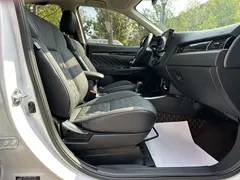 2021 Mitsubishi Outlander 2.0L 2WD 5, белый — фото 22