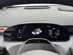 2025 Zeekr Mix Smart Driving, белый — фото 8