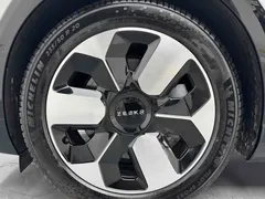 2025 Zeekr Mix Smart Driving, белый — фото 13