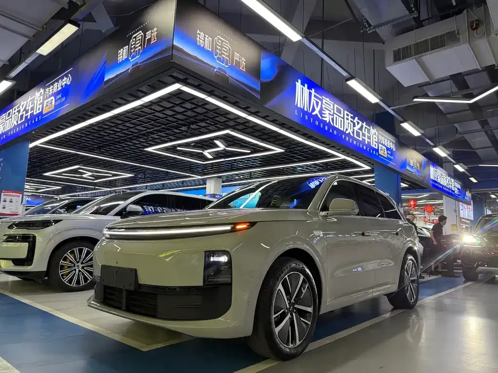 2024 Li Auto L6