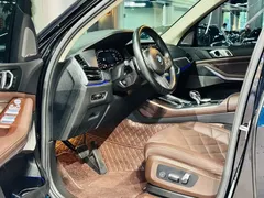 2022 BMW X5 30Li Premium M Sport Package, чёрный — фото 4