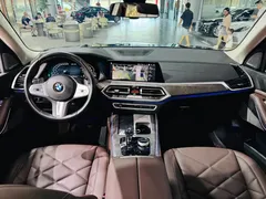 2022 BMW X5 30Li Premium M Sport Package, чёрный — фото 5
