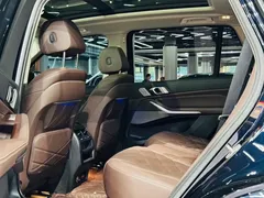 2022 BMW X5 30Li Premium M Sport Package, чёрный — фото 6
