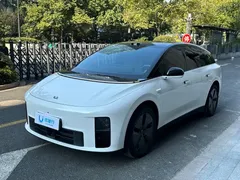2025 Li Auto i6 2WD Standard, белый — фото 1