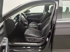 2022 Volkswagen Passat 330TSI Luxury, чёрный — фото 10
