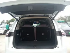 2024 Leapmotor C16 EV 520 Premium, белый — фото 19