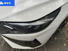 2022 Hyundai Elantra 240TGDi DCT LUX Premium, белый — фото 5