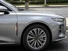 2023 Hongqi H5 1.5T DCT — фото 7