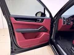 2019 Porsche Cayenne 3.0T, чёрный — фото 9