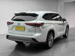 2022 Toyota Highlander Hybrid 2.5L 4WD Premium 7-seat, белый — фото 7
