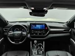 2022 Toyota Highlander Hybrid 2.5L 4WD Premium 7-seat, белый — фото 9
