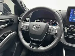 2022 Toyota Highlander Hybrid 2.5L 4WD Premium 7-seat, белый — фото 10