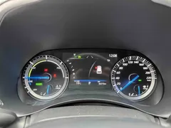 2022 Toyota Highlander Hybrid 2.5L 4WD Premium 7-seat, белый — фото 12