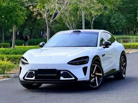 2025 Xiaomi YU7 4WD Max