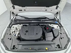 2022 Volvo V90 Cross Country B5 AWD, белый — фото 10