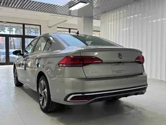 2023 Volkswagen Bora 200TSI DSG Pro — фото 4