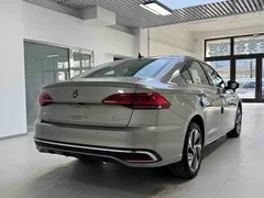 2023 Volkswagen Bora 200TSI DSG Pro — фото 6
