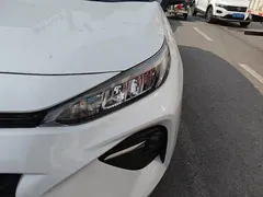 2022 Toyota Wildlander 2.0L CVT 2WD, белый — фото 5